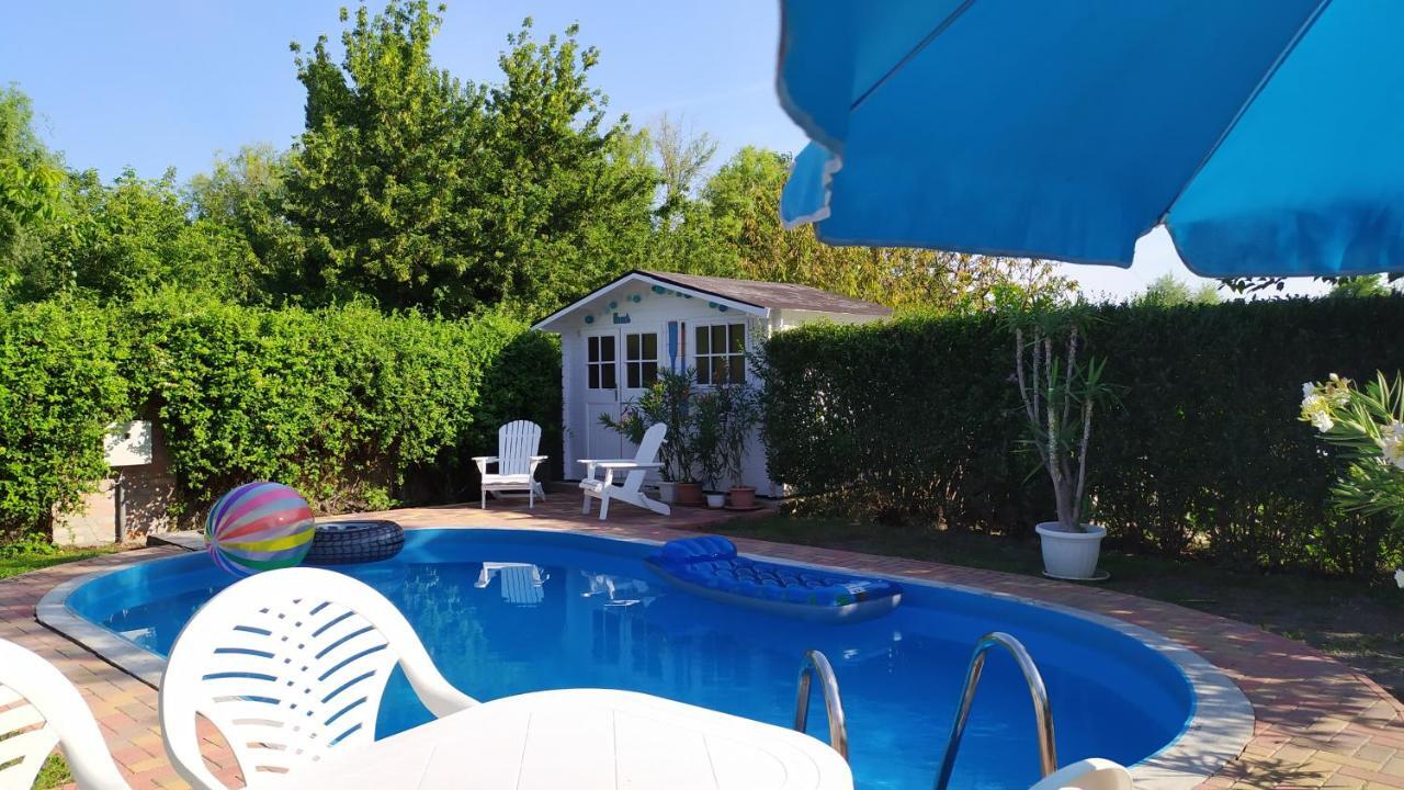 Leander Apartman Balatonlelle Exterior foto