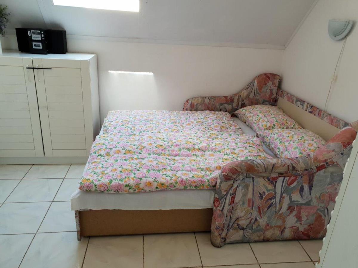 Leander Apartman Balatonlelle Exterior foto
